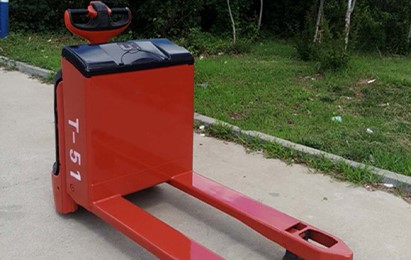 電動(dòng)倉(cāng)儲(chǔ)車(chē).jpg 電動(dòng)倉(cāng)儲(chǔ)車(chē).jpg